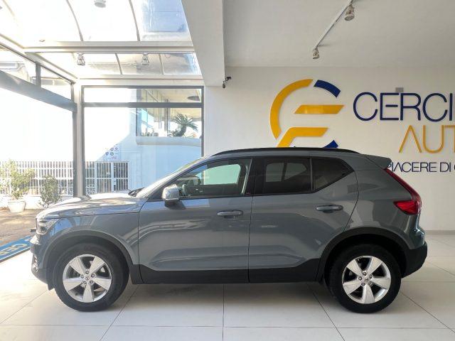 VOLVO XC40 T2 Geartronic Momentum Core
