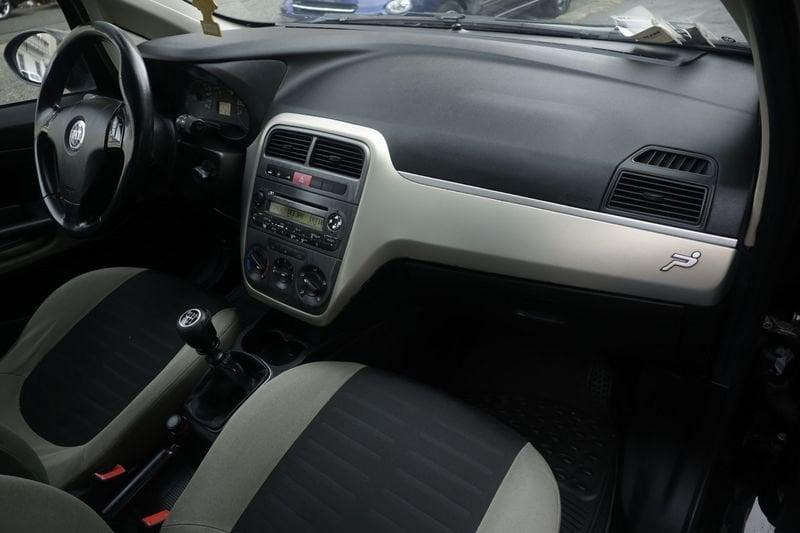 FIAT Grande Punto FIAT Grande Punto 1.3 MJT 90 CV 5 porte Dynamic 66KW ANNO 2006