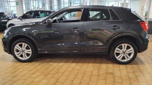 AUDI Q2 30 TFSI Business Advanced