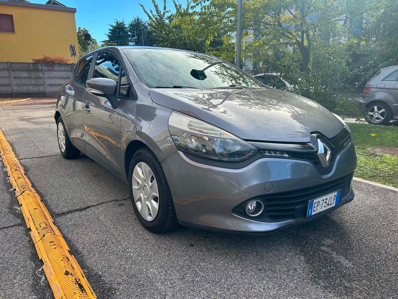 Renault Clio Sporter 1.2 75CV Live