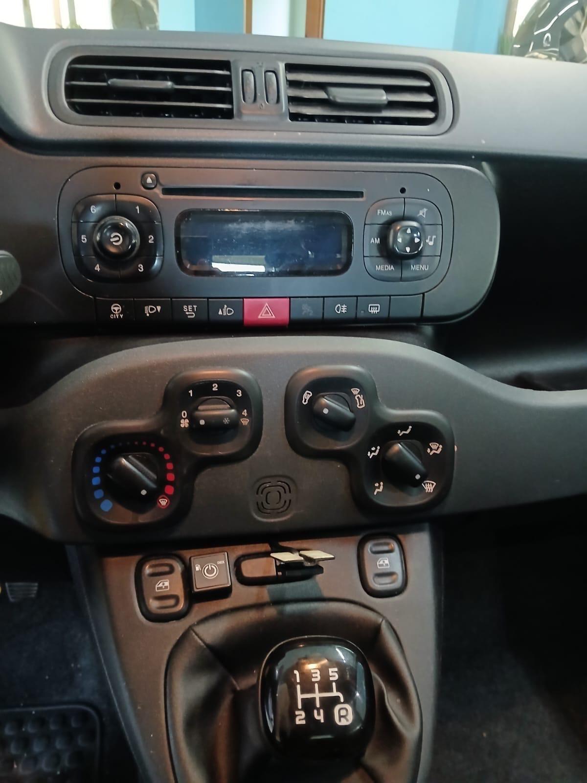 Fiat Panda 1.2 EasyPower Lounge gol garantita