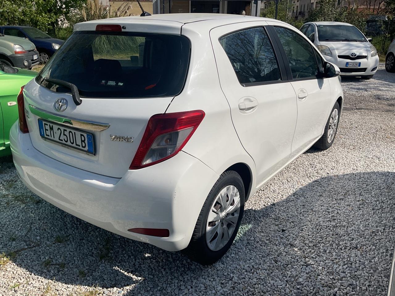 Toyota Yaris 1.0 5 porte Lounge