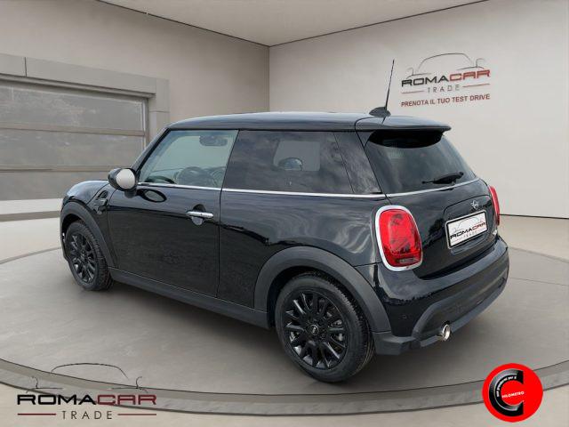 MINI One MINI One 1.5 One 2022 black edit. ok ne