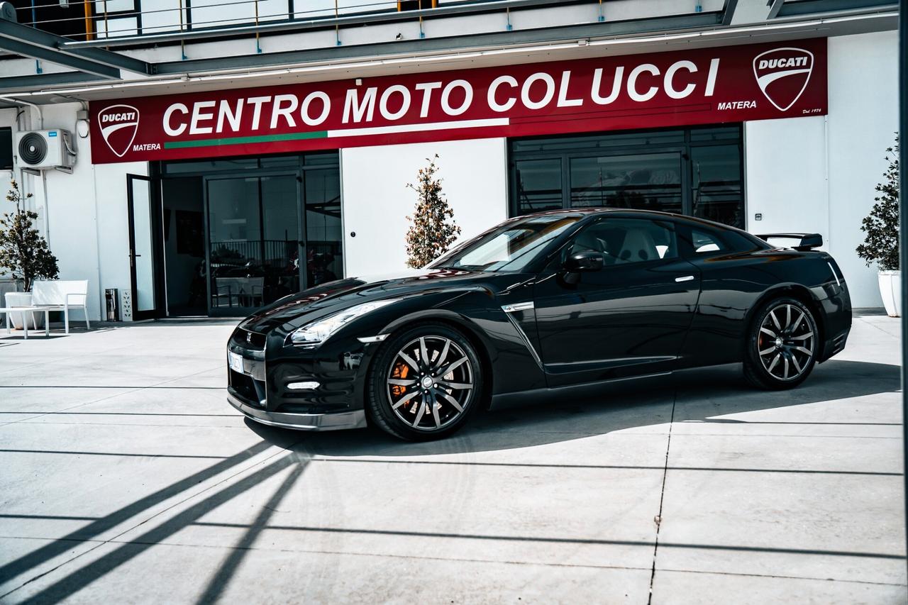 Nissan GT-R 3.8 V6 Black Edition