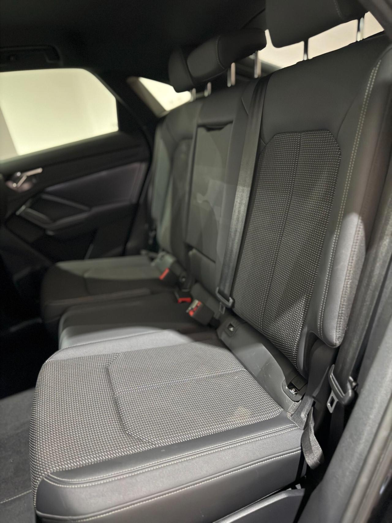 Audi Q3 35 TFSI S tronic line edition