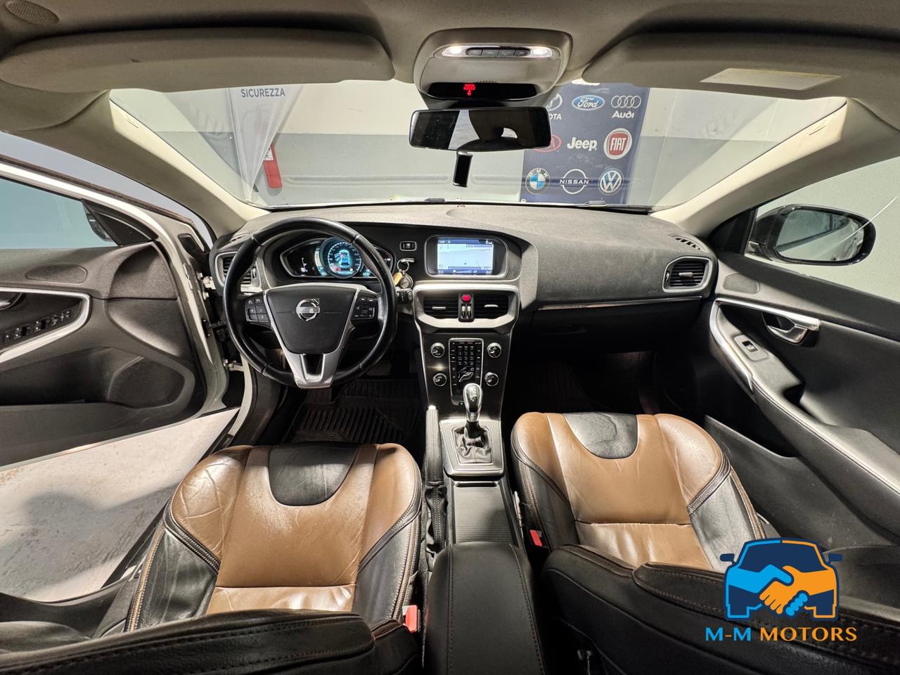 Volvo V40 Cross Country 2.0 d3 Summum s/b-xeno geartronic