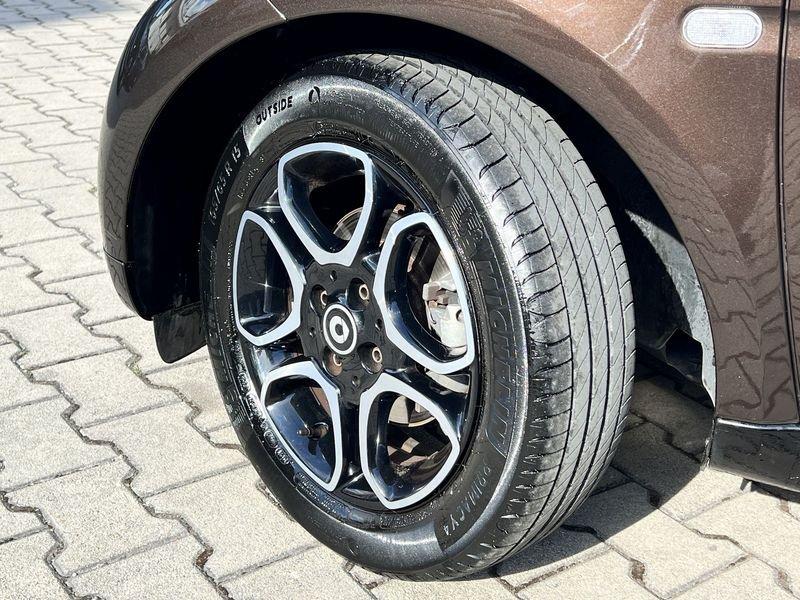 smart fortwo 90 0.9 Turbo twinamic Tokyowhite