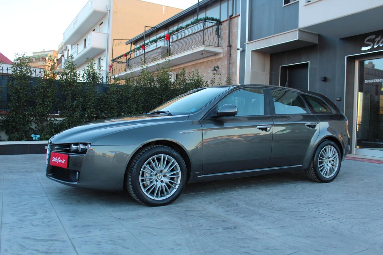 Alfa Romeo 159 1.9 JTDm 16V Sportwagon Progression