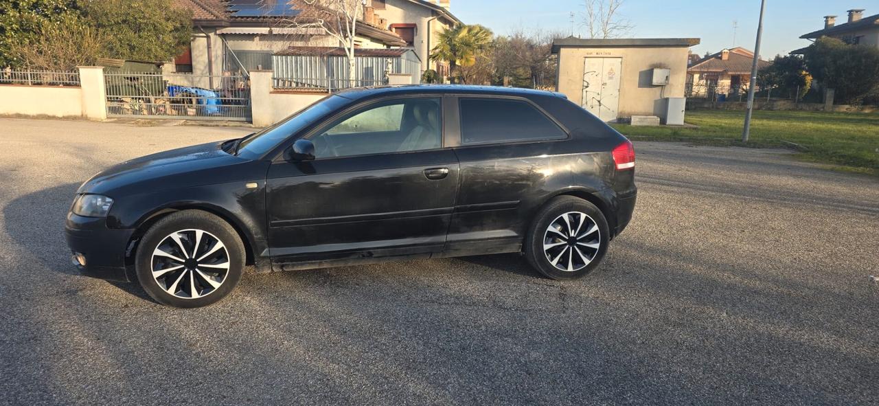 Audi A3 2.0 16V TDI Attraction