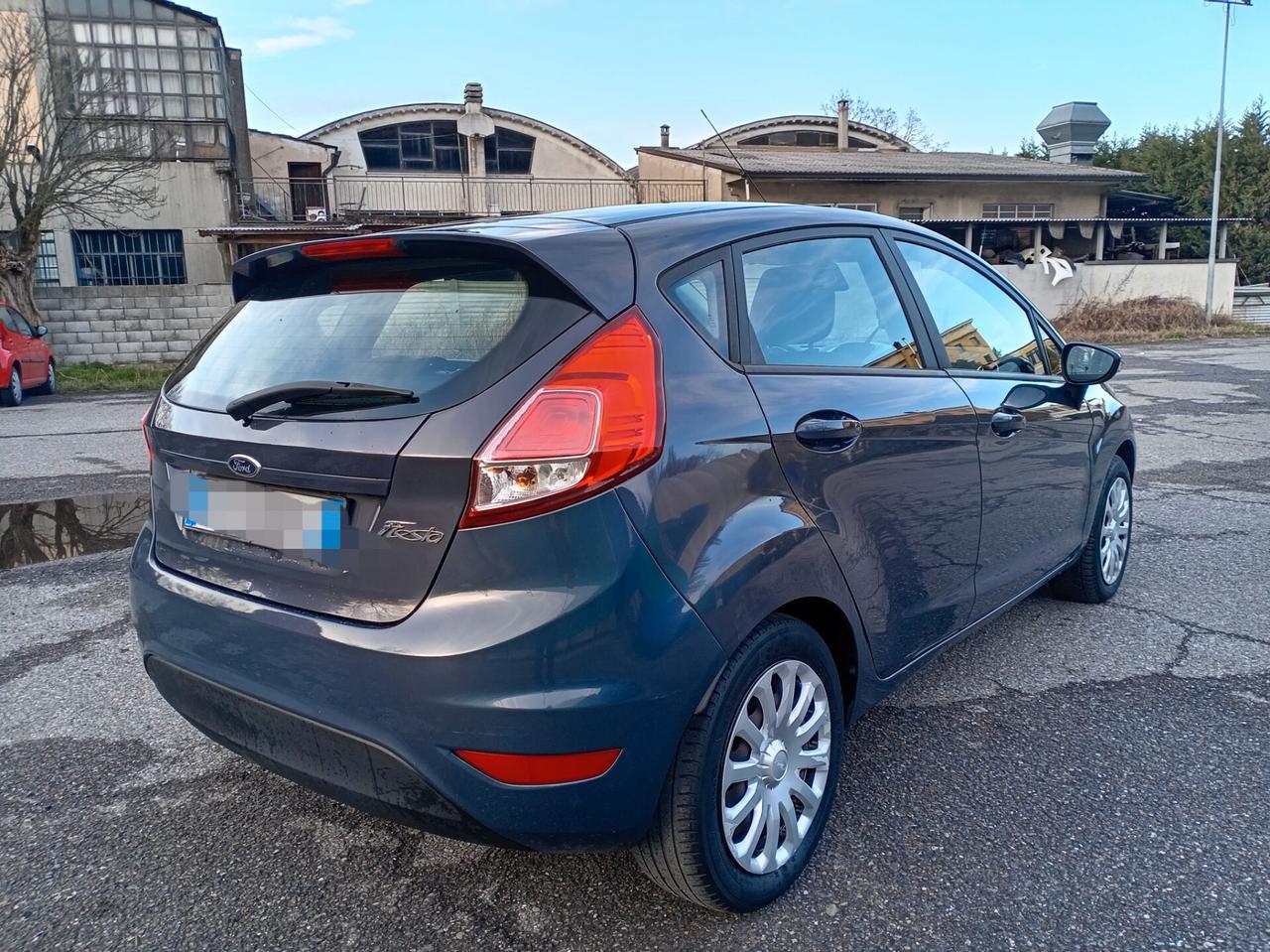 Ford Fiesta 1.5 TDCi 75CV 5 porte Titanium