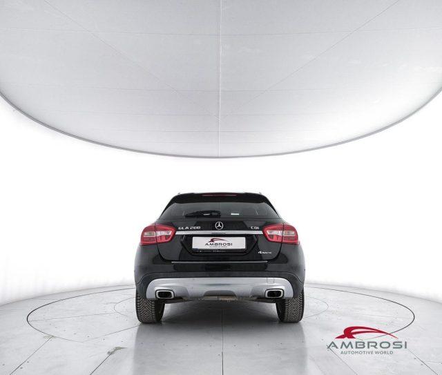 MERCEDES-BENZ GLA 200 200 d Automatic 4Matic Sport