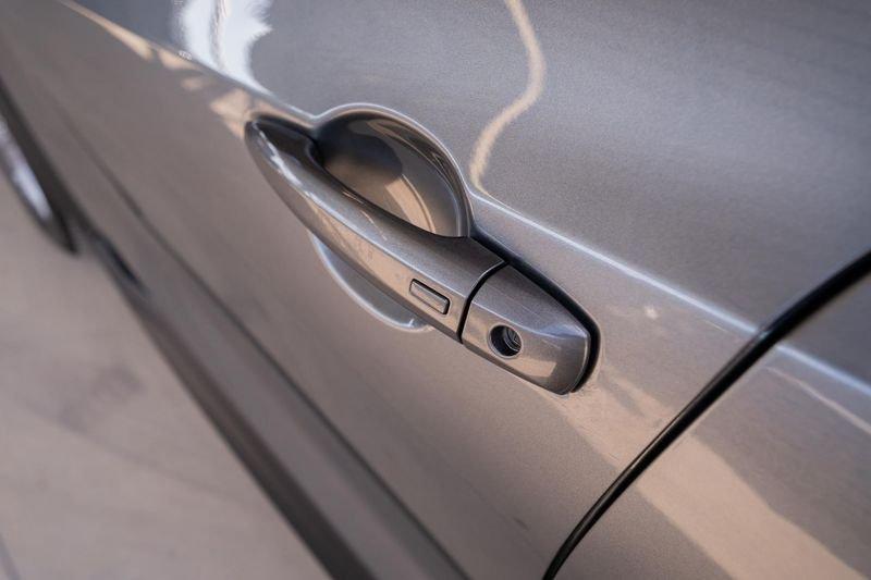 Nissan Juke 1.0 dig-t N-Connecta 114cv