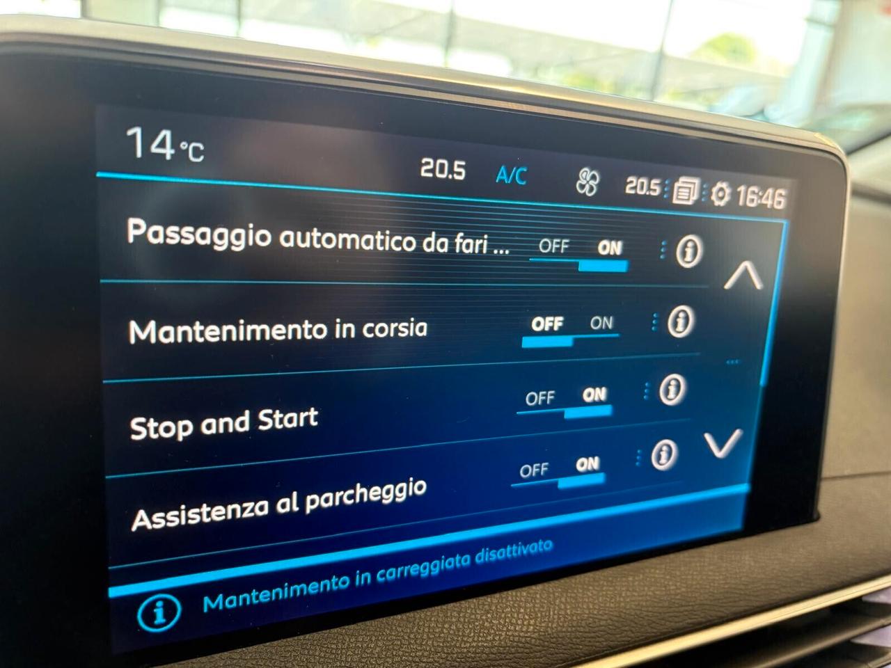 Peugeot 3008 ALLURE BlueHDi 130 6mt SPOTICAR