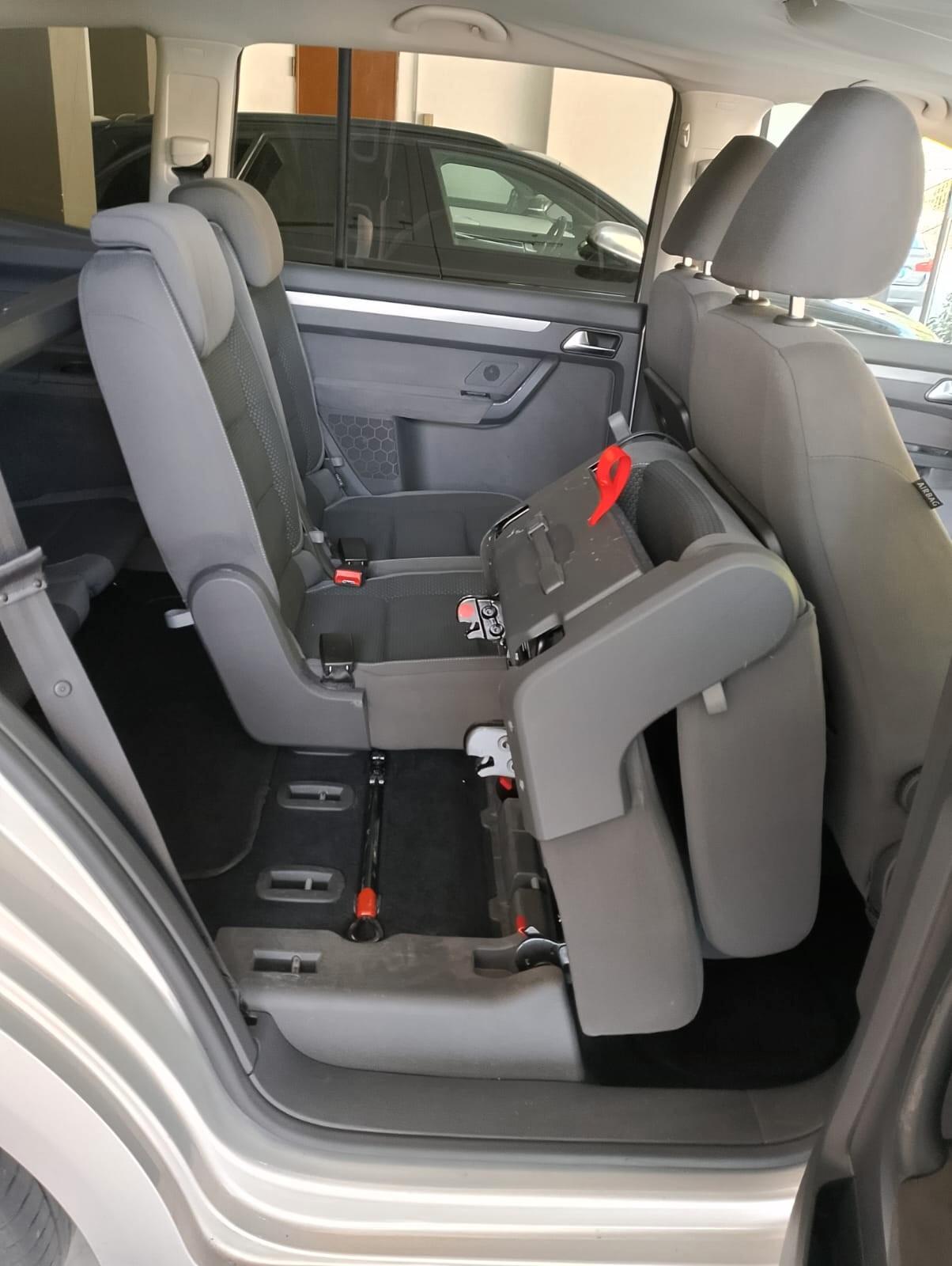 Volkswagen Touran 1.6 TDI DPF 7 posti BMT