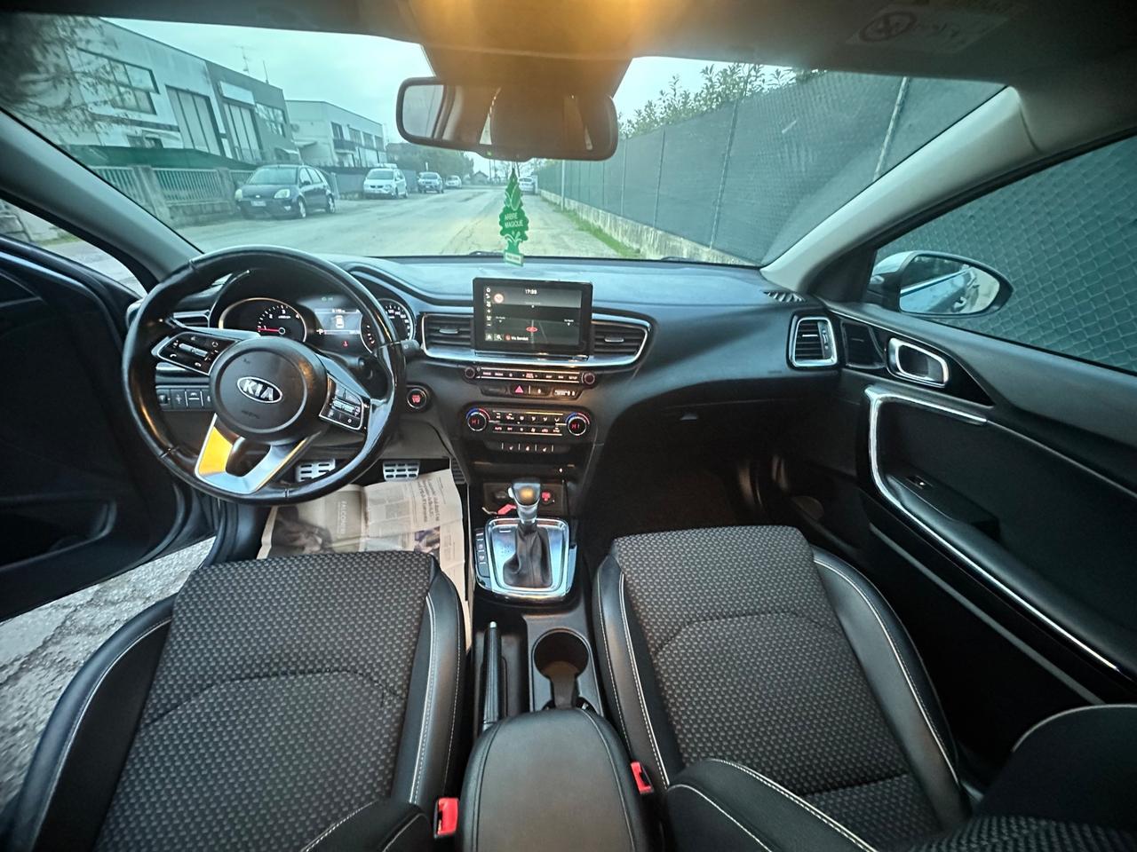 Kia Ceed 1.6 CRDi 136 CV 5p. Evolution