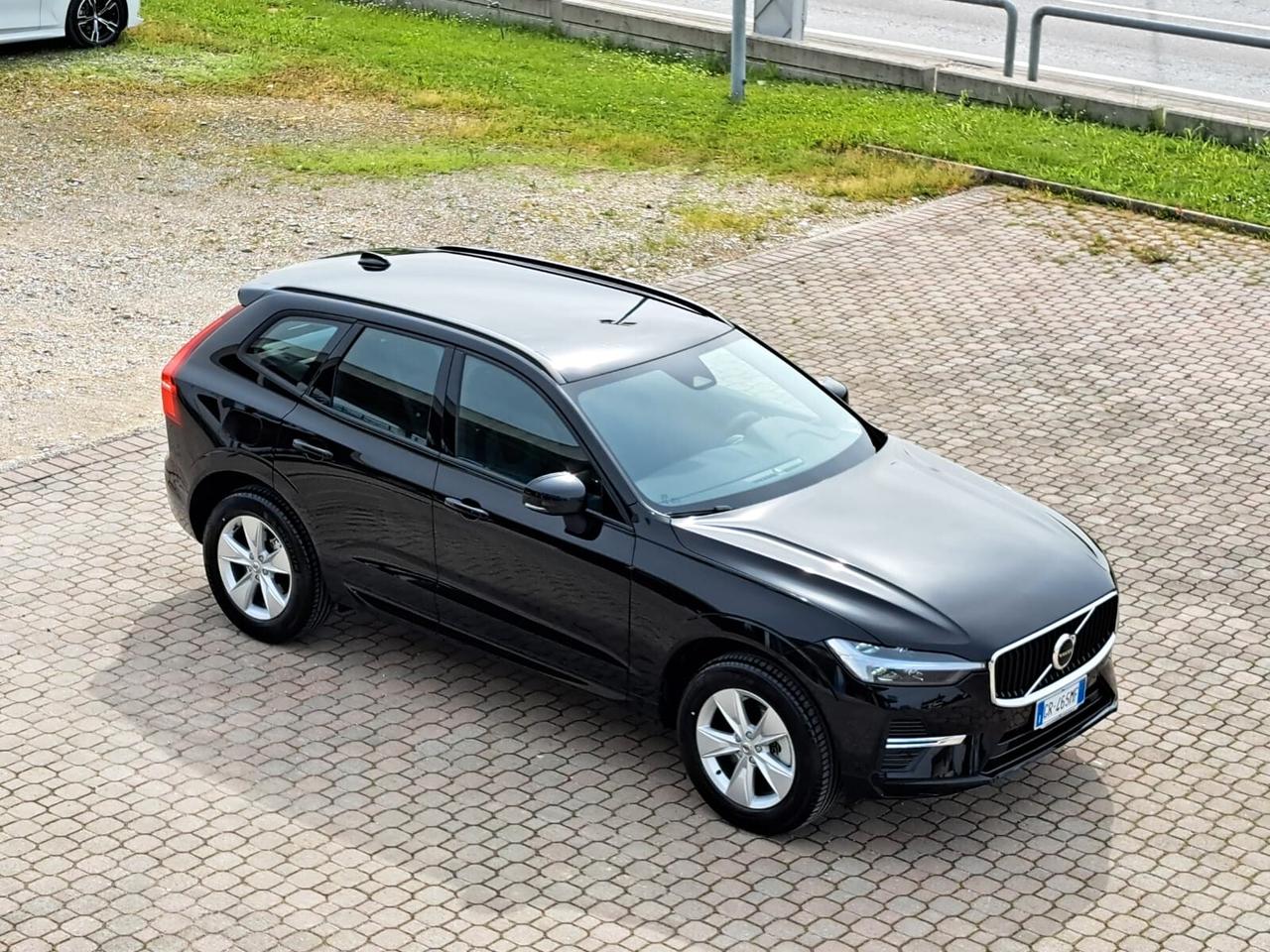 Volvo XC 60 XC60 2000 B4 Mild-Hybrid (Benzina) Essential FWD Automatico