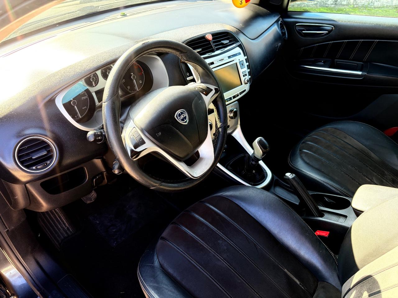 Lancia Delta 1.6 MJT DPF Platino