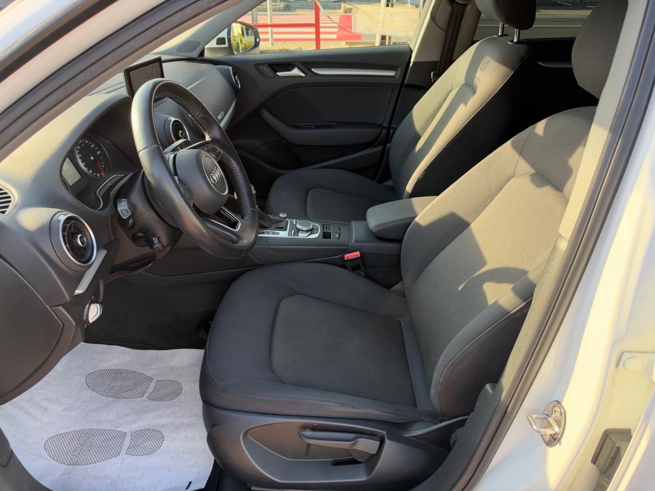 Audi A3 SPB 1.6 TDI SPB S-LINE .AUTOMATICO. 110CV