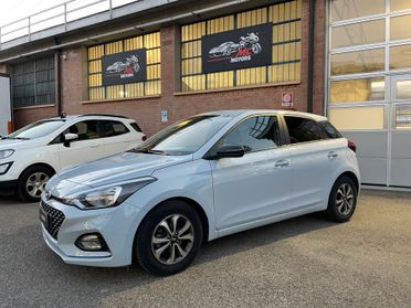 Hyundai i20 TUTTA TAGLIANDATA HYUNDAI- PREZZO FINALE COMPRESO DI PASSAGGIO
