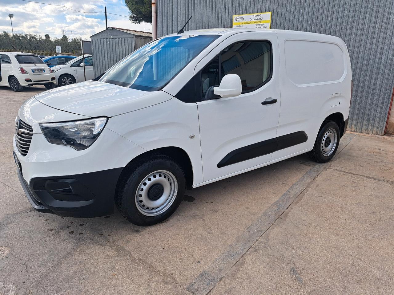 Opel Combo Cargo 1.6 Diesel 100CV 3 POSTI - 2019