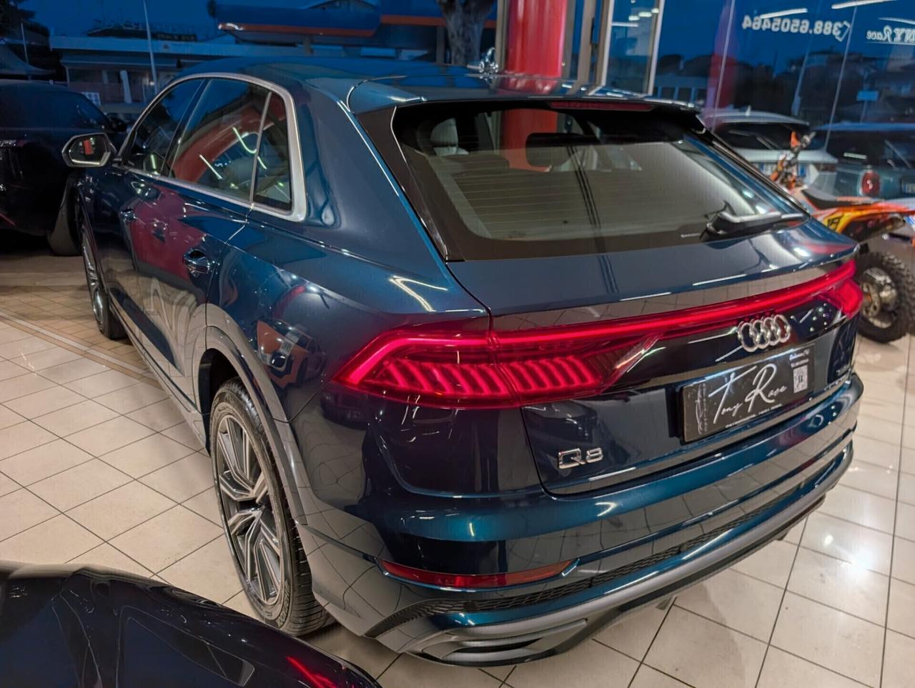Audi Q8 45 TDI quattro 3.0 diesel S-LINE IVA ESPOSTA
