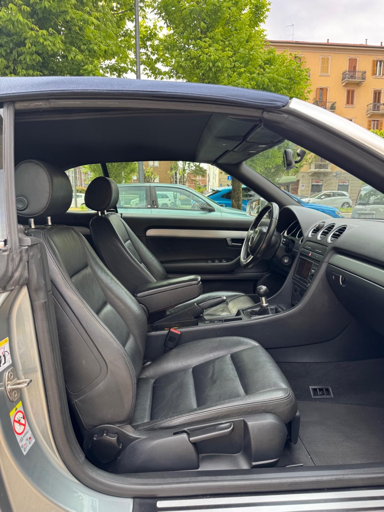 Audi A4 Cabriolet 2.0 TDi 140 cv 4 posti
