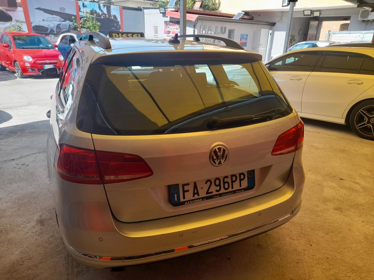 Volkswagen Passat 1.6cc diesel 12 mesi garanzia-2012