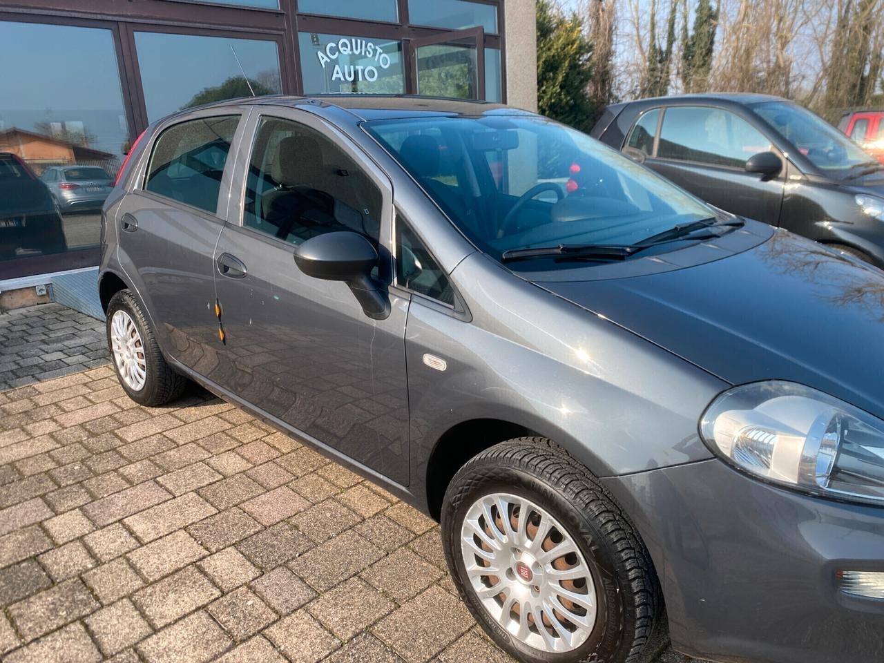 Fiat Punto 1.4 8V 5 porte Natural Power Street