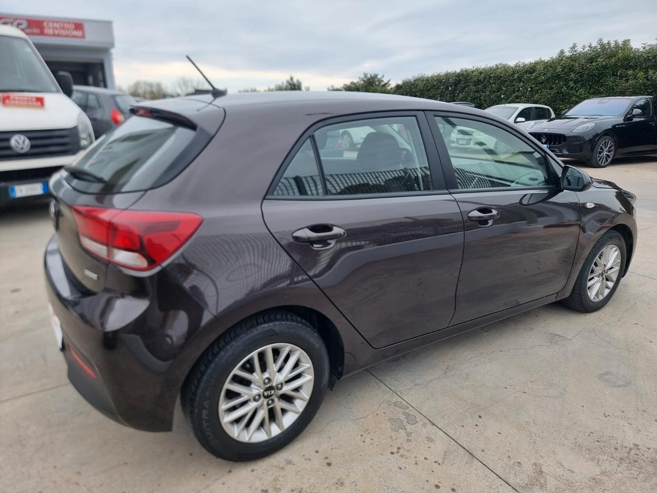 Kia Rio 1.4 CRDi 5p. Cool Collection