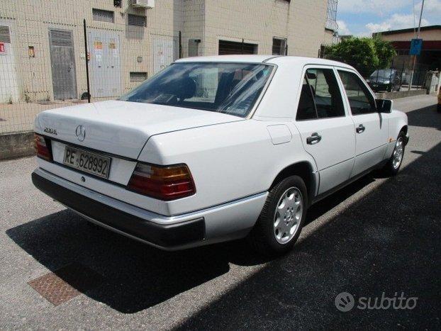 Mercedes 200 E BENZINA