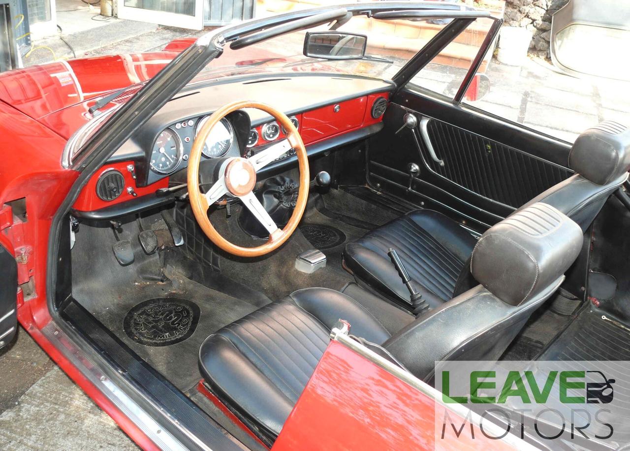 Alfa Romeo Spider - 1300 (M1213)