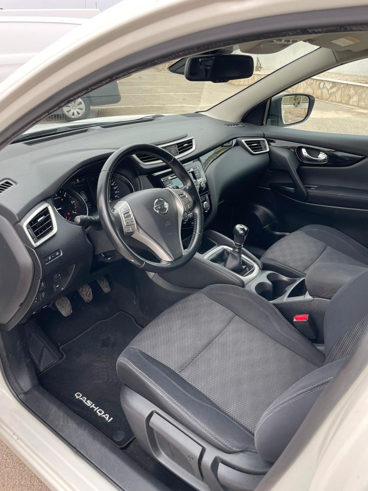 Nissan Qashqai 1.5 dCi Visia
