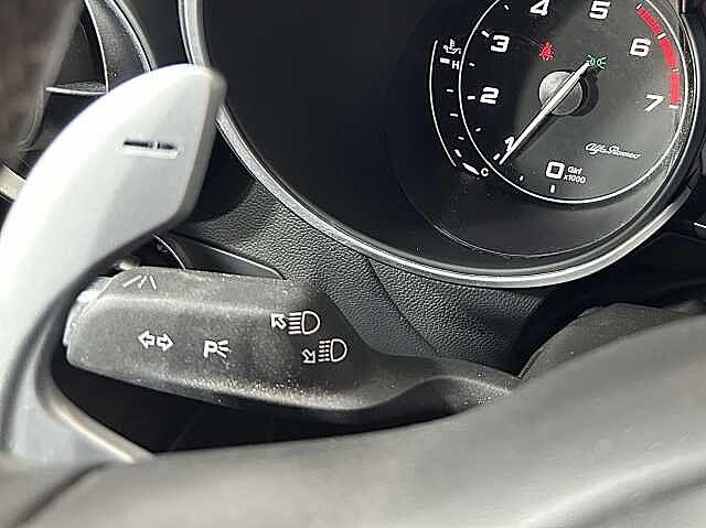 Alfa Romeo Stelvio 2.0 Turbo 200 CV AT8 Q4 B-Tech