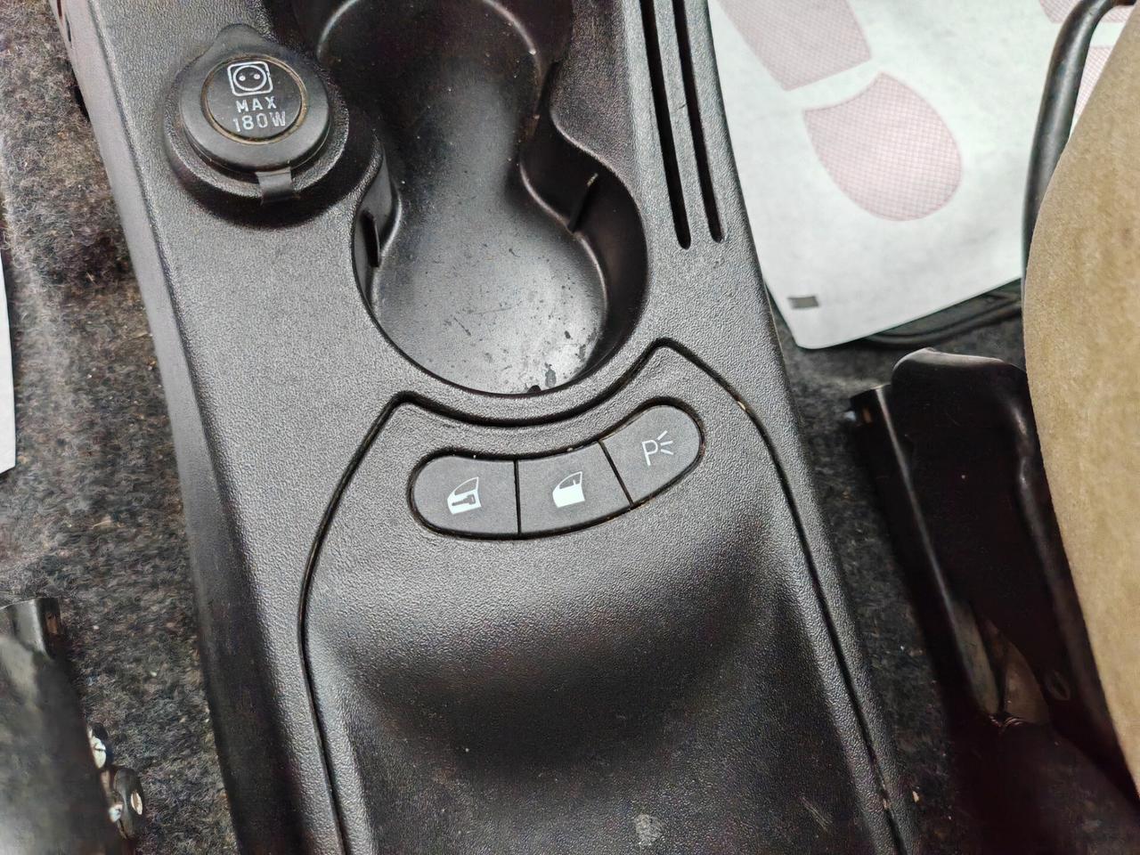 Lancia Ypsilon 1.3 diesel 02/2006 cv70