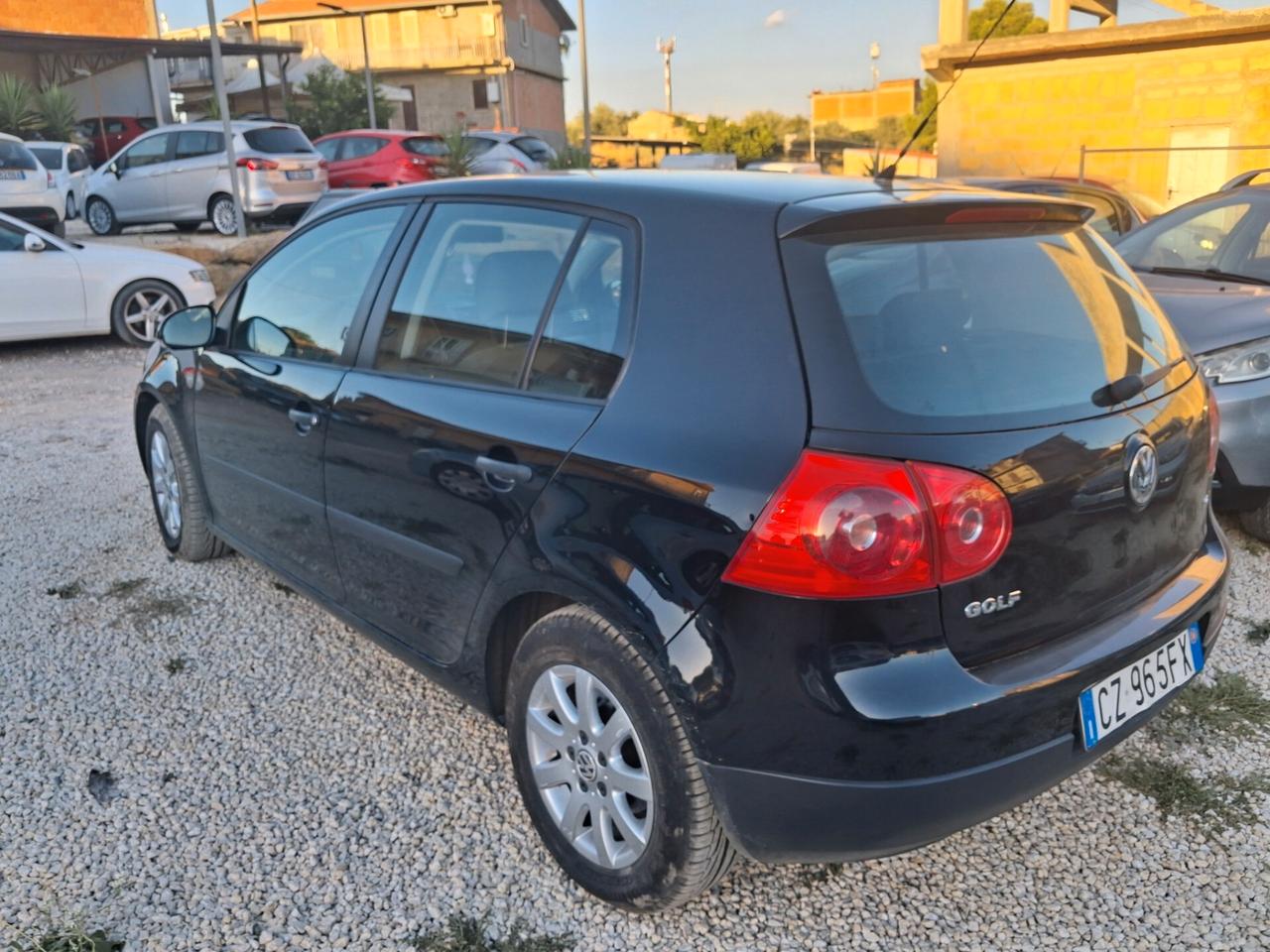 Volkswagen Golf 1.6 16V FSI 5p. Comfortline