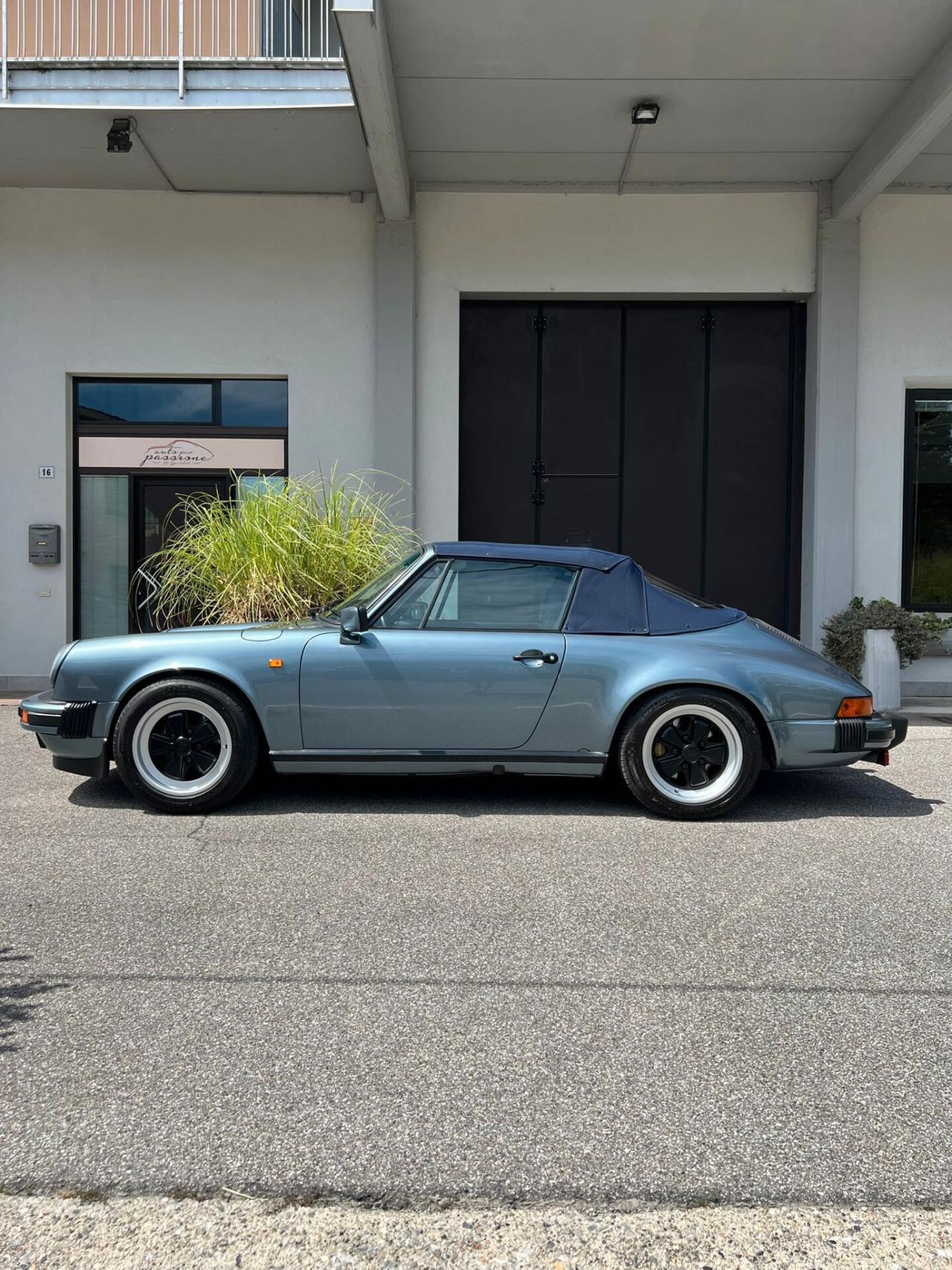 Porsche 911 Carrera 3.200 Cabriolet Asi Italia Book