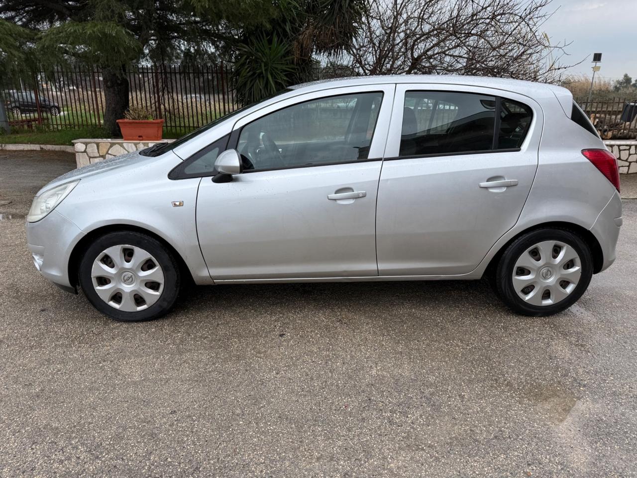 Opel Corsa 1.2 5 porte TECH Enjoy GPL CASA MADRE