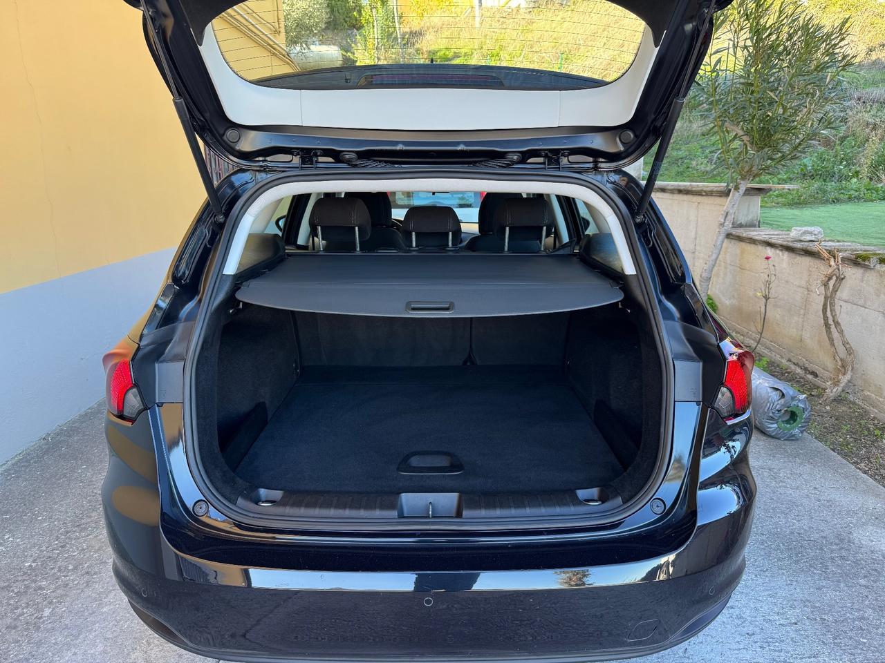 Fiat Tipo 1.6 Mjt S&S SW Busines(Navigatore)