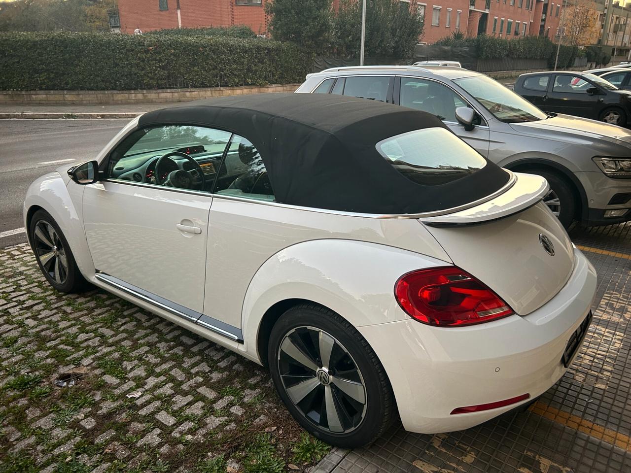 Volkswagen Maggiolino Cabrio 1.4 TSI 60's anniversary