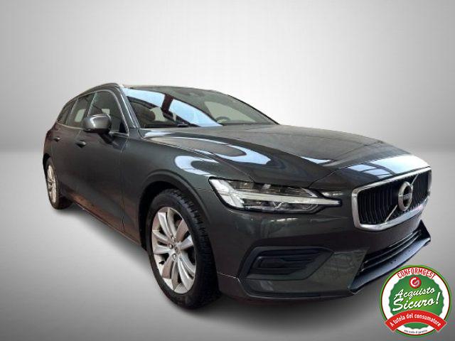 VOLVO V60 D3 Sensus Momentum Led Navi In Arrivo