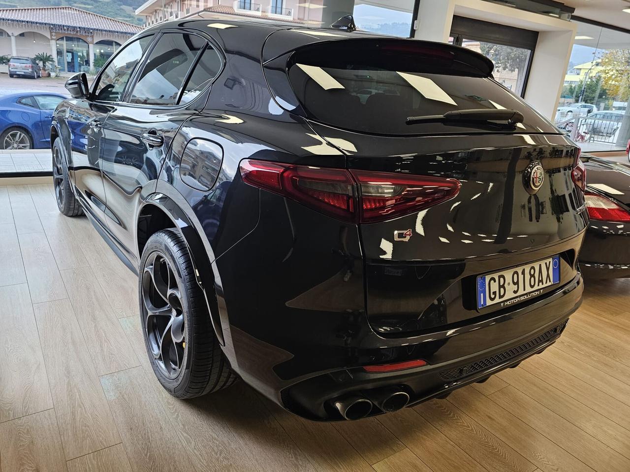 Alfa Romeo Stelvio 2.9 Bi-Turbo V6 510 CV AT8 Quadrifoglio