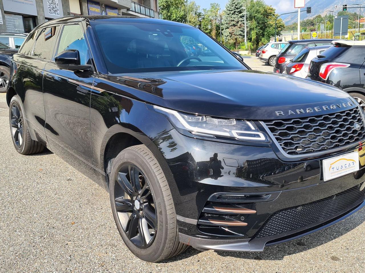 Land Rover Range Rover Velar IVA ESPOSTA Land Rover Range Rover Velar D 240 R-Dynamic