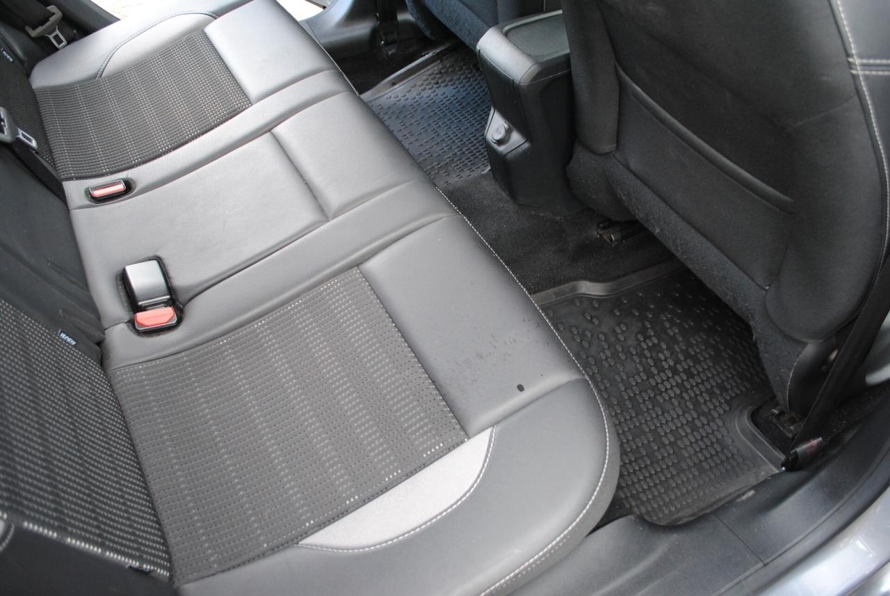 PEUGEOT 2008 1.6 HDI 99 CV OK NEOPATENTATI