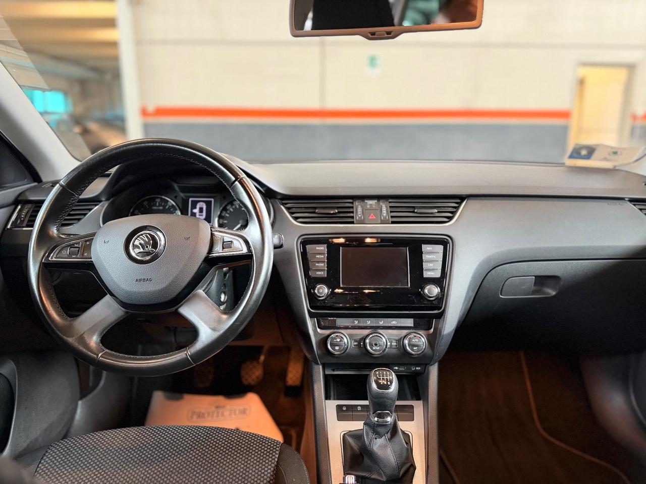 Skoda Octavia 1.4 TSI Executive G-Tec METANO NEOPATENTATI