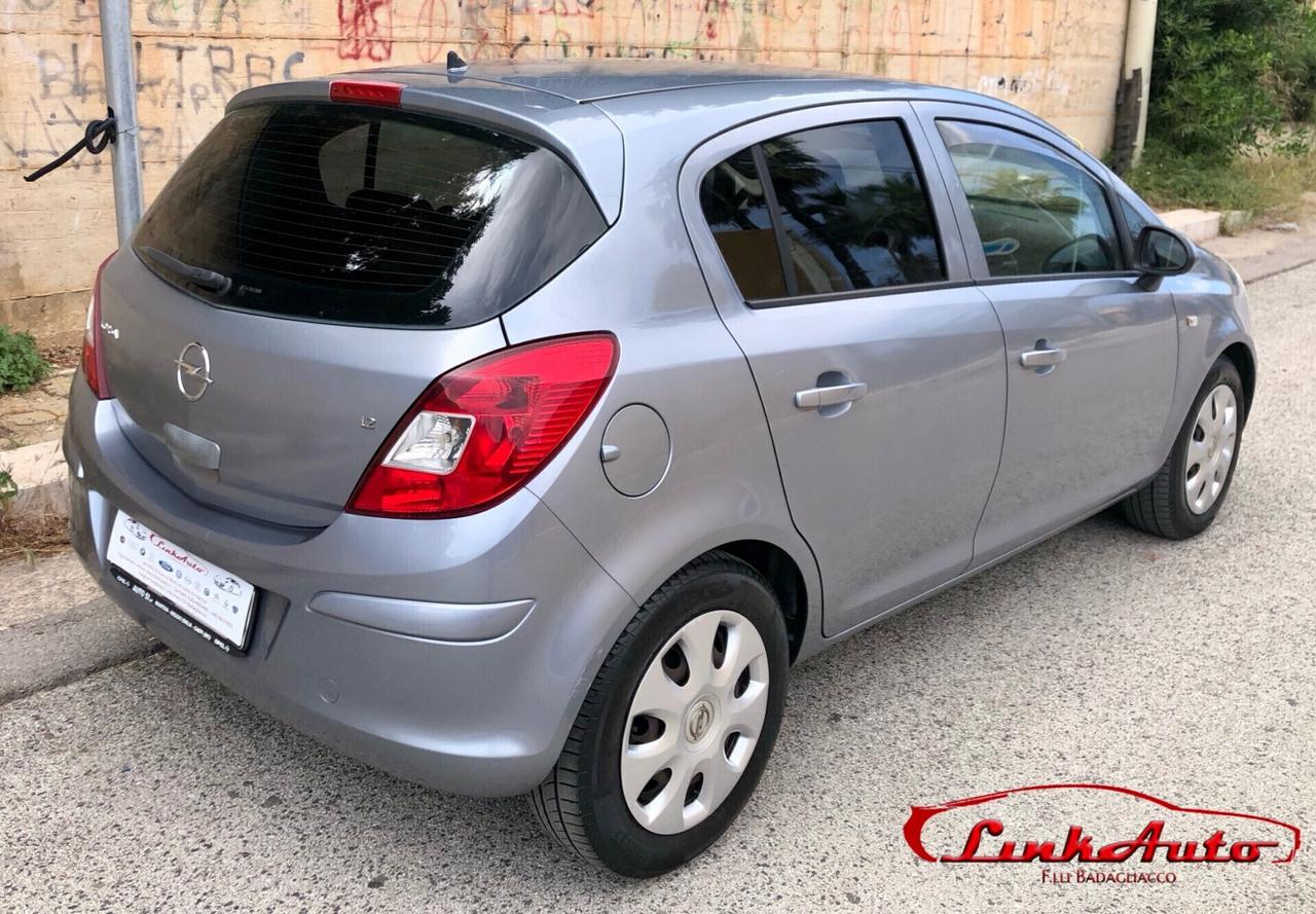 Opel Corsa 1.2 5 porte Club 80CV-2008