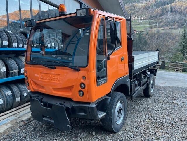 Bucher-schorling BU200 4x4 2.8cc TD anno 2006