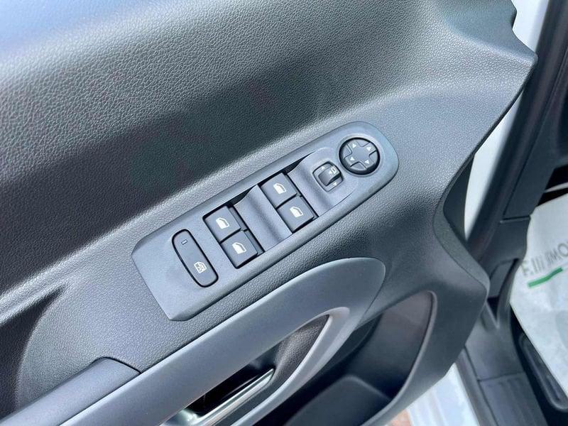 FIAT Doblò SERIE 3 COMBI 1.5 BlueHdi 130CV AT8 N1 - KM0