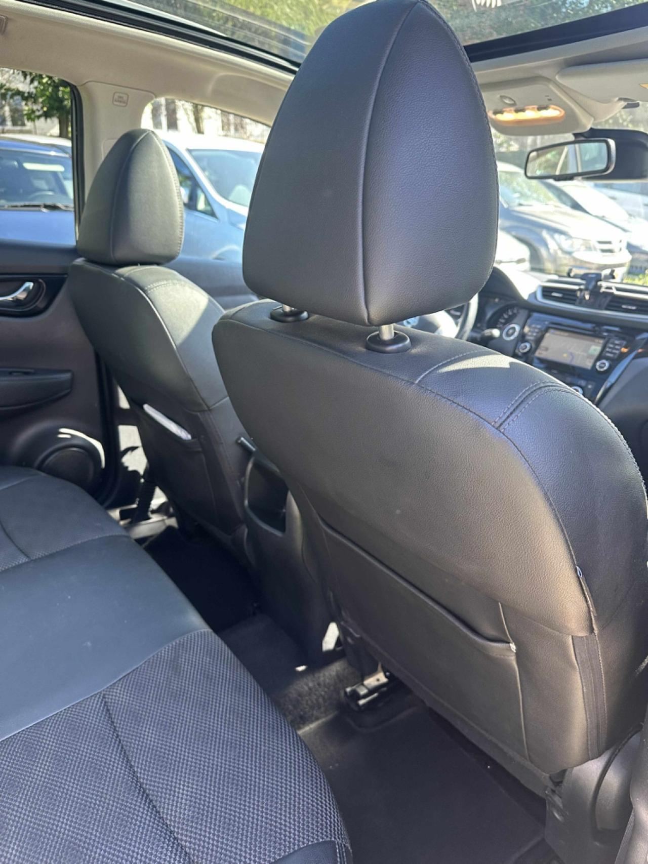 Nissan QASHQAI 1.6 dCi TEKNA TETTO FULLOPT 360CAM