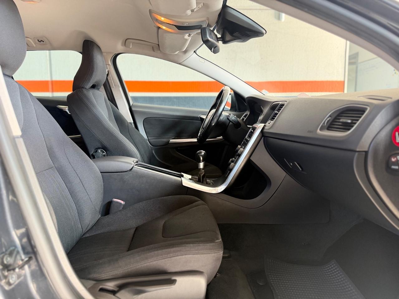 Volvo V60 D3 Momentum