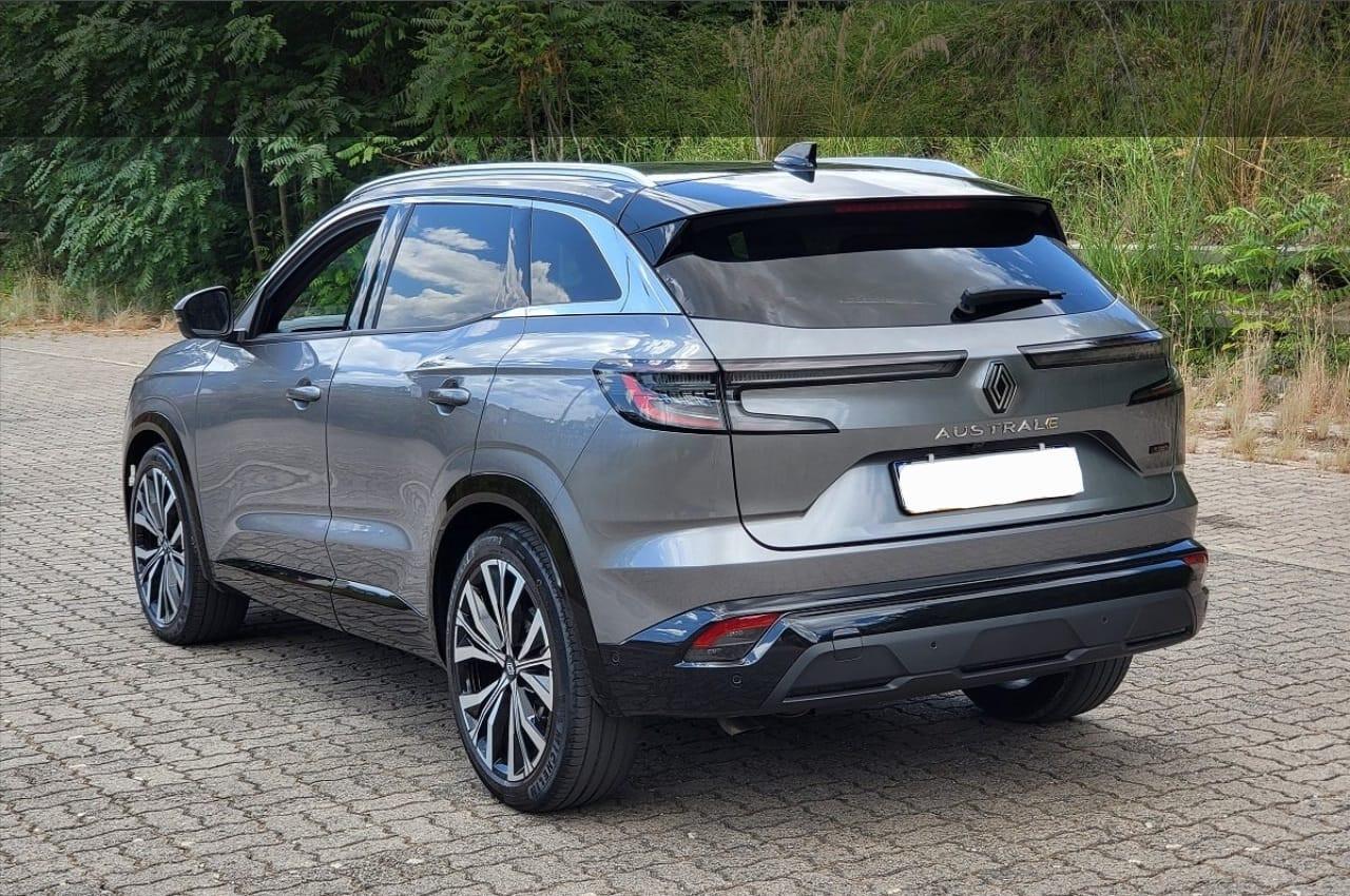 Renault Austral Full Hybrid E-Tech 200 CV Techno Allestimento ICONIC